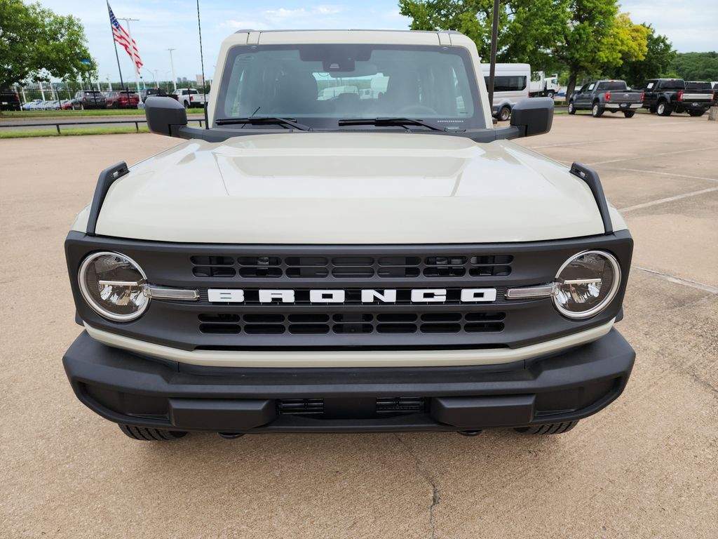 2025 Ford Bronco photo