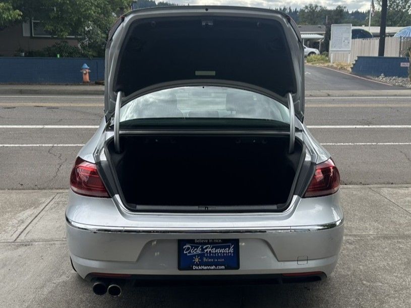 2014 Volkswagen CC 2.0T R-Line