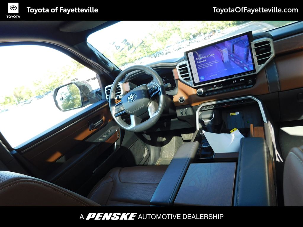 Thumbnail: 2022 Toyota Tundra - 7