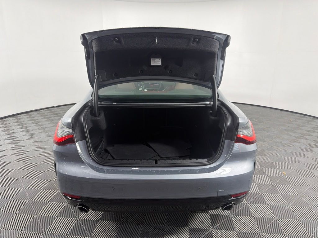 Thumbnail: 2023 BMW 4 Series - 13