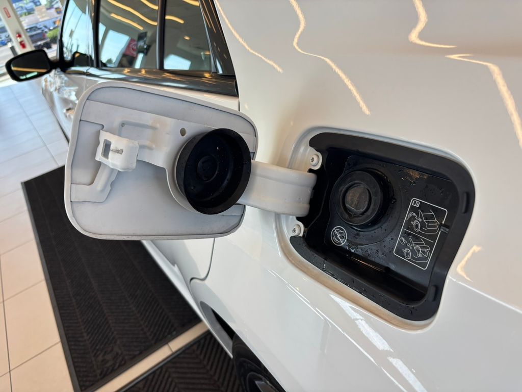 2023 Chrysler 300 S