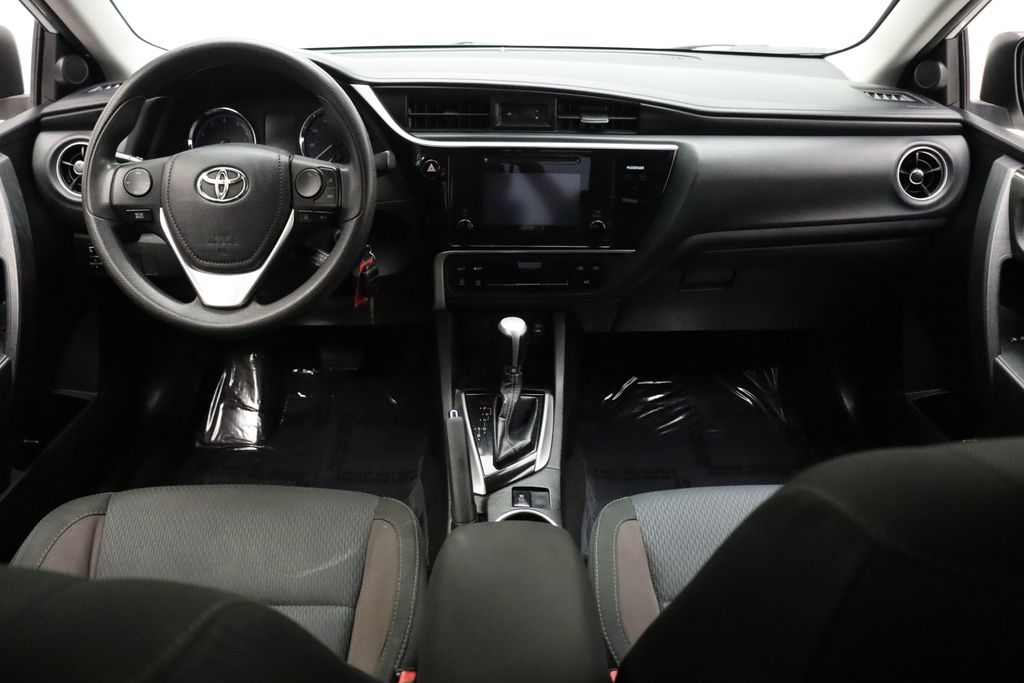 Thumbnail: 2017 Toyota Corolla - 23