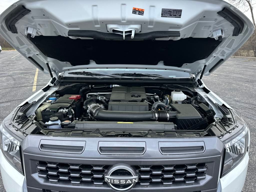 2025 Nissan Frontier SV photo