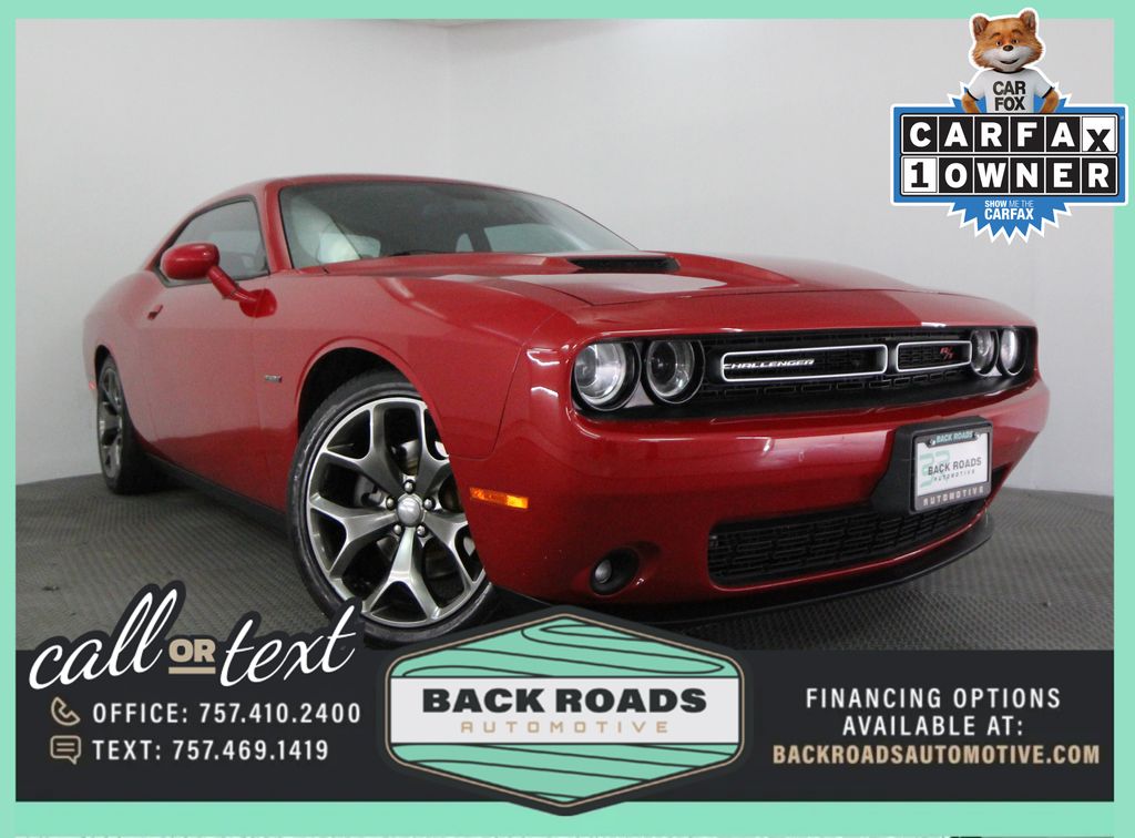 Redline Red Tricoat Pearl 2016 Dodge Challenger Coupe Rear-Wheel Drive 6-Speed Manual