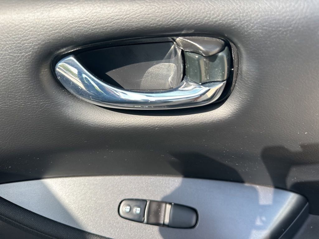 2024 Gun Metallic Nissan LEAF S FWD Hatchback