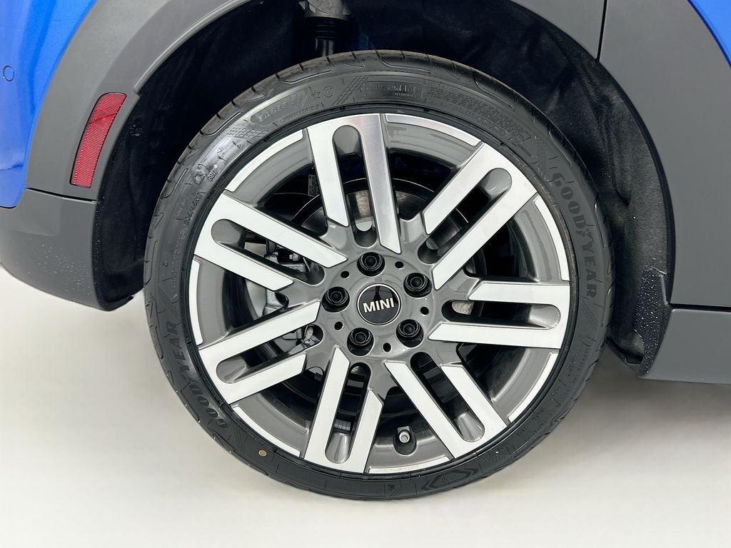 Thumbnail: 2026 MINI Cooper - 32