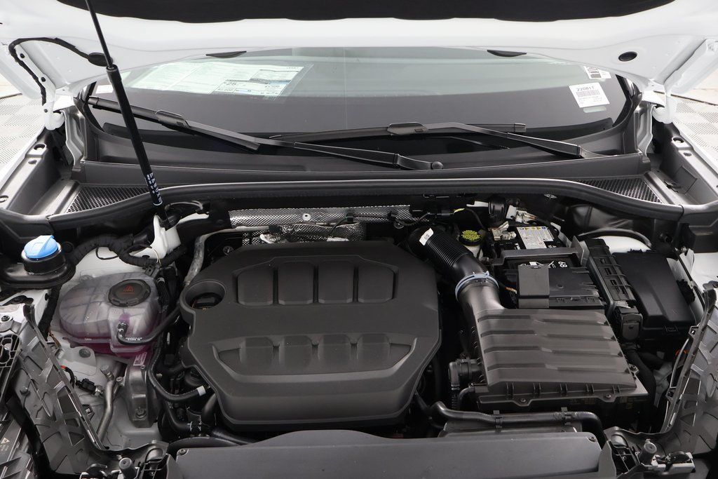 Thumbnail: 2026 Audi Q3 - 9