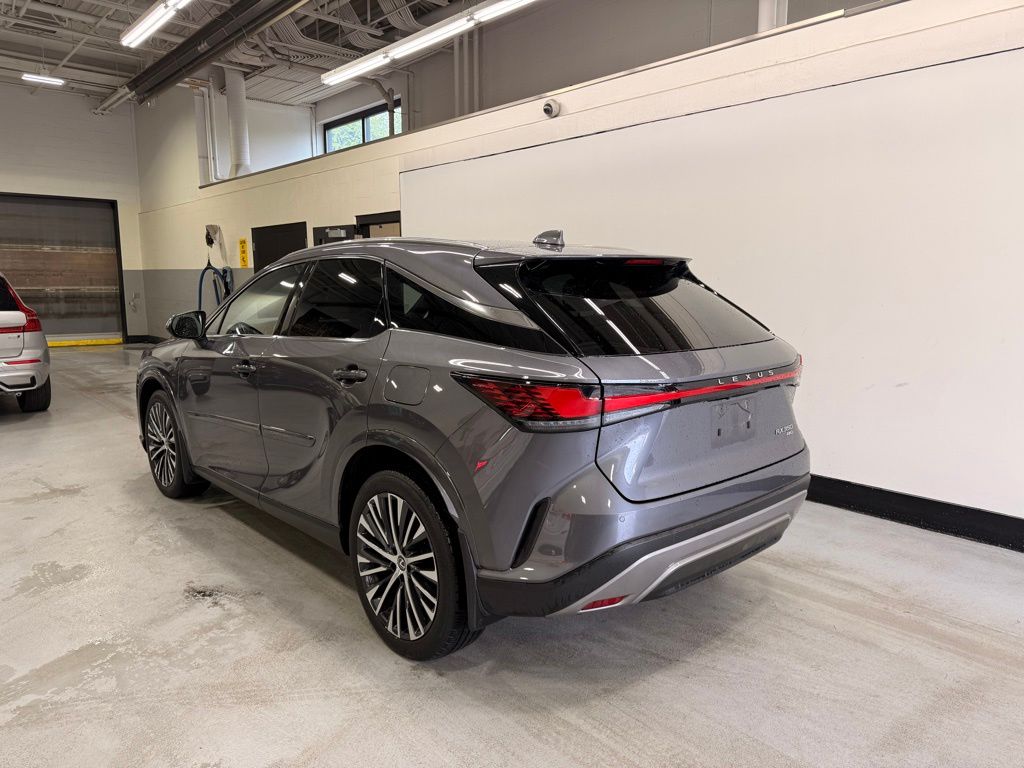 Thumbnail: 2023 Lexus RX - 3