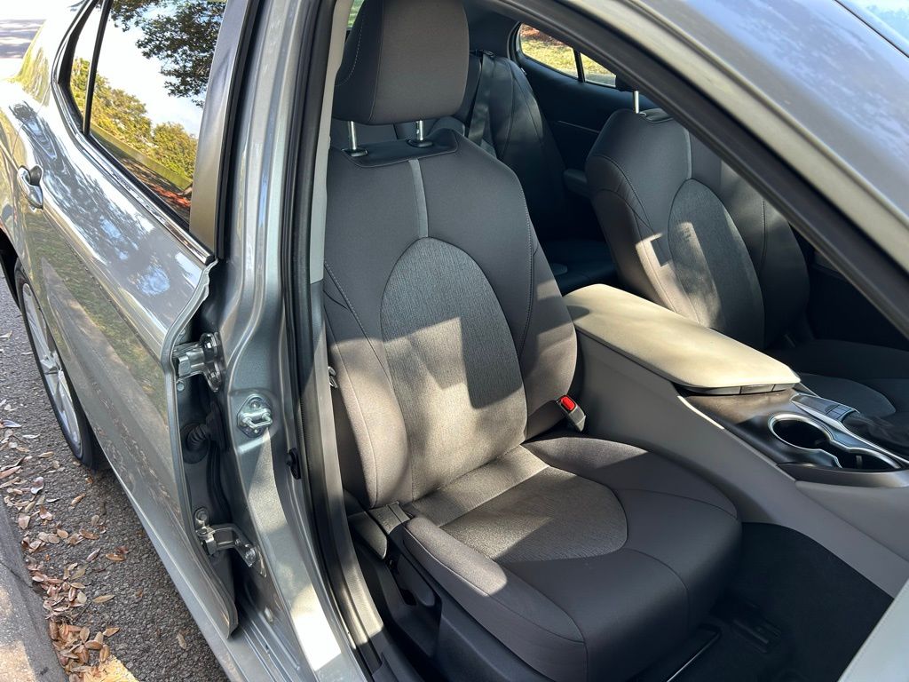 Thumbnail: 2023 Toyota Camry - 15