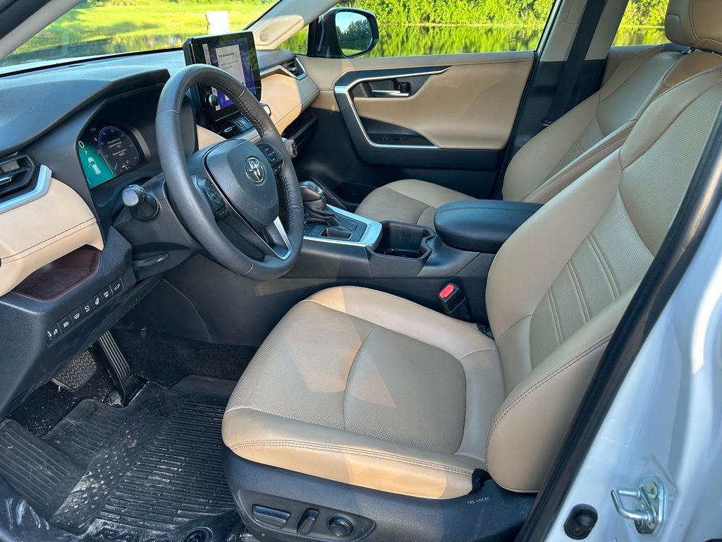 2024 Toyota RAV4 Limited 14