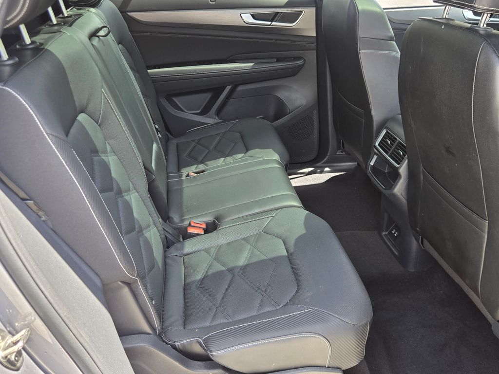 2024 Volkswagen Atlas - $28,342