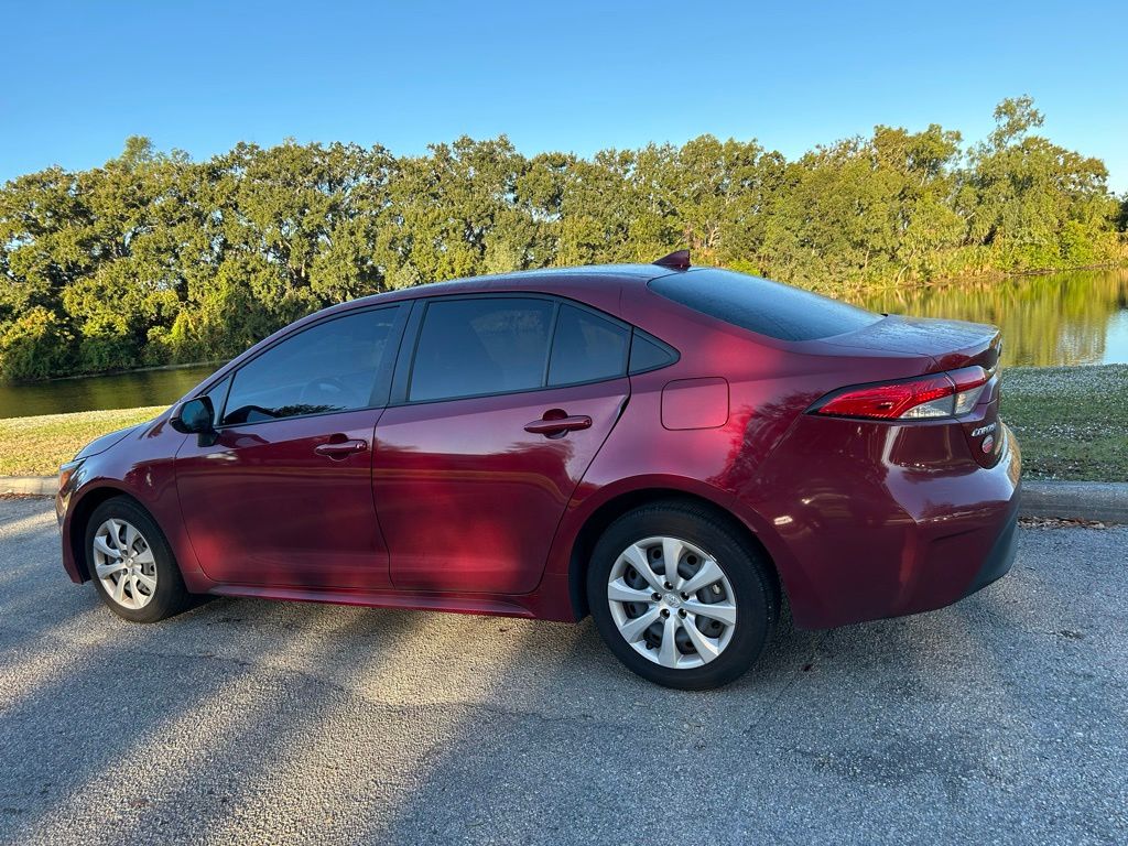 Thumbnail: 2025 Toyota Corolla - 3