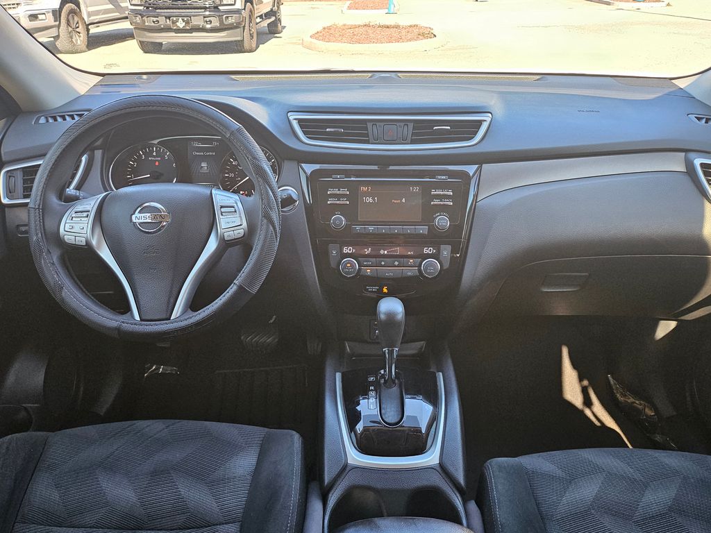 2016 Nissan Rogue SV White at Emmons Autoplex