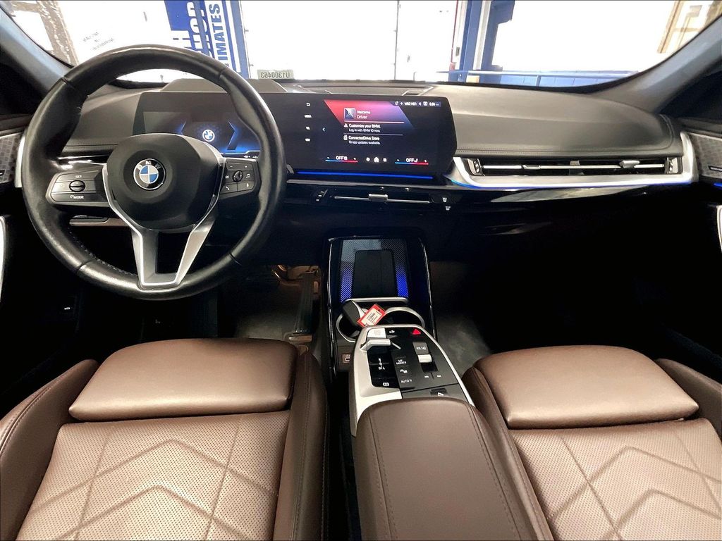 2025 BMW X1 — photo 21