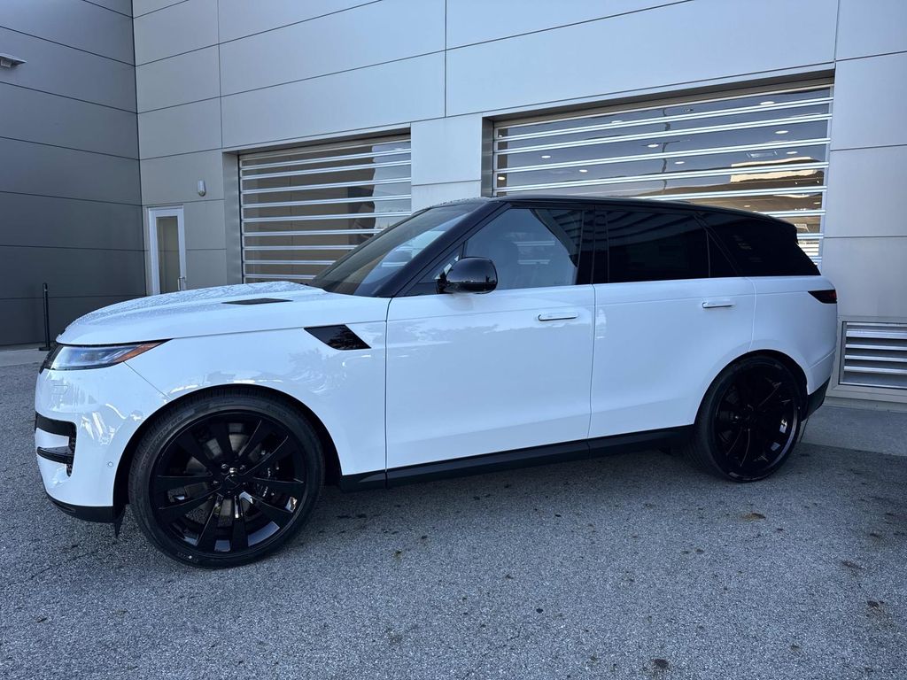 New 2026 White Land Rover SE image 3