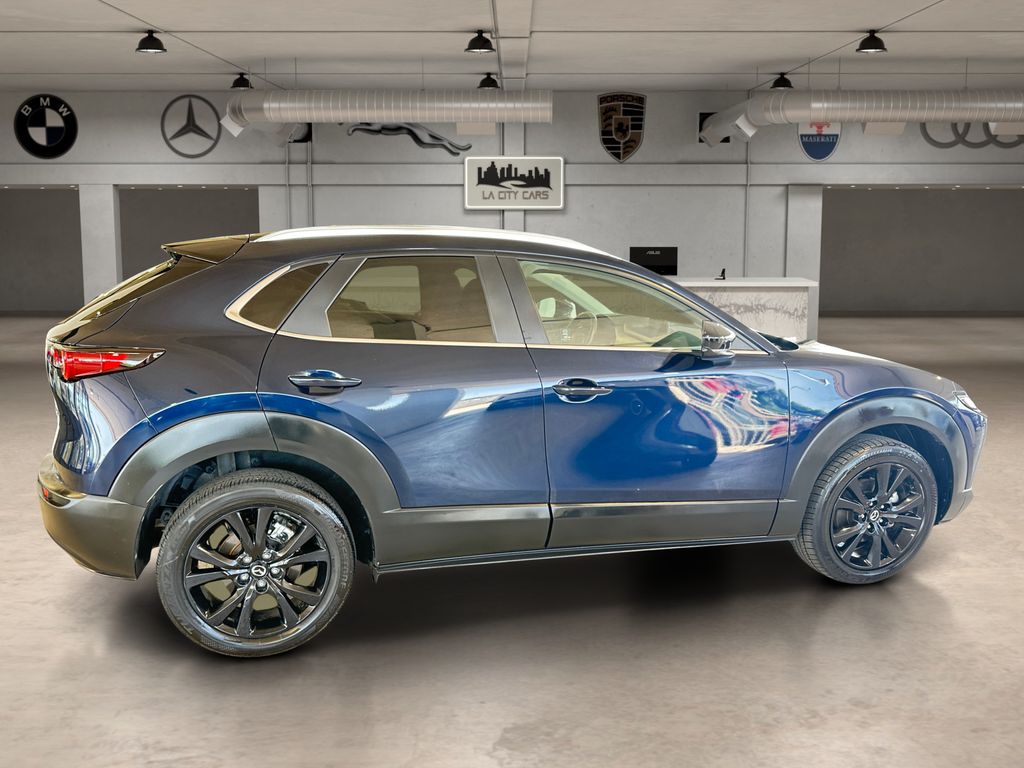View vehicle photo 7