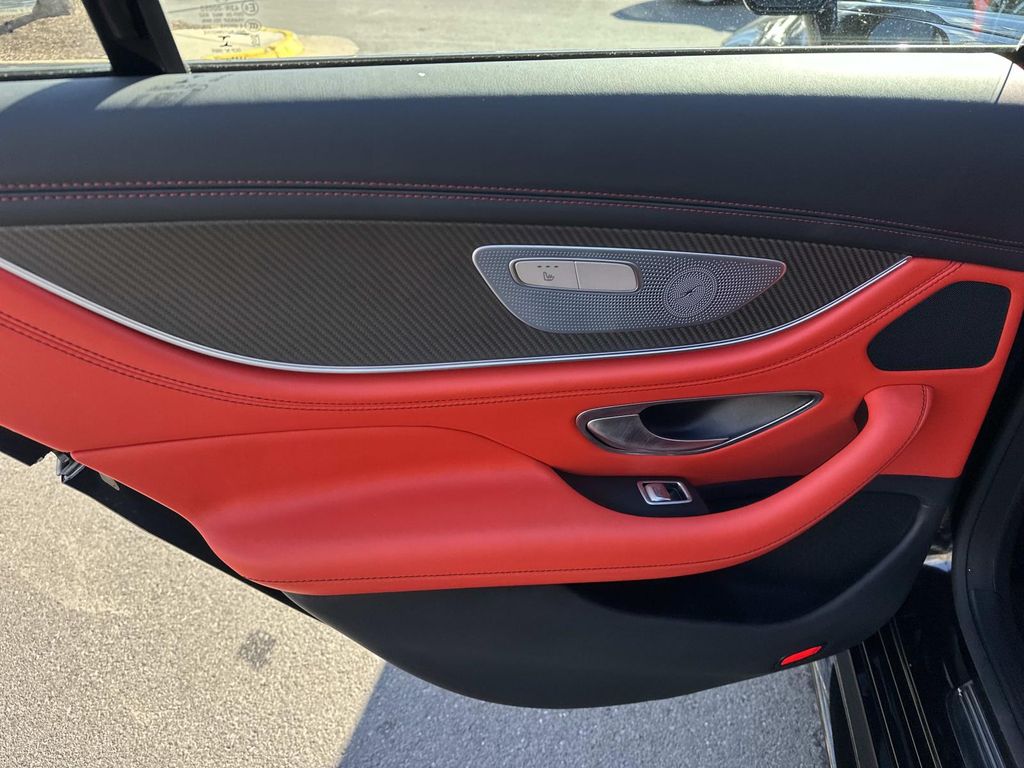 Thumbnail: 2022 Mercedes-Benz AMG GT - 27