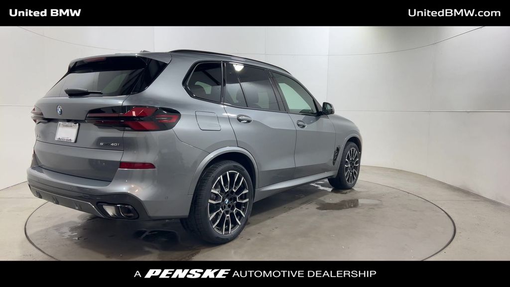 Thumbnail: 2026 BMW X5 - 8