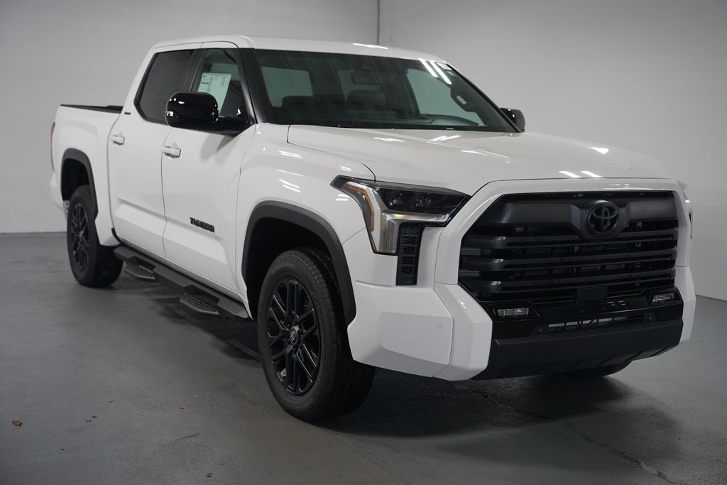 Thumbnail: 2026 Toyota Tundra - 3