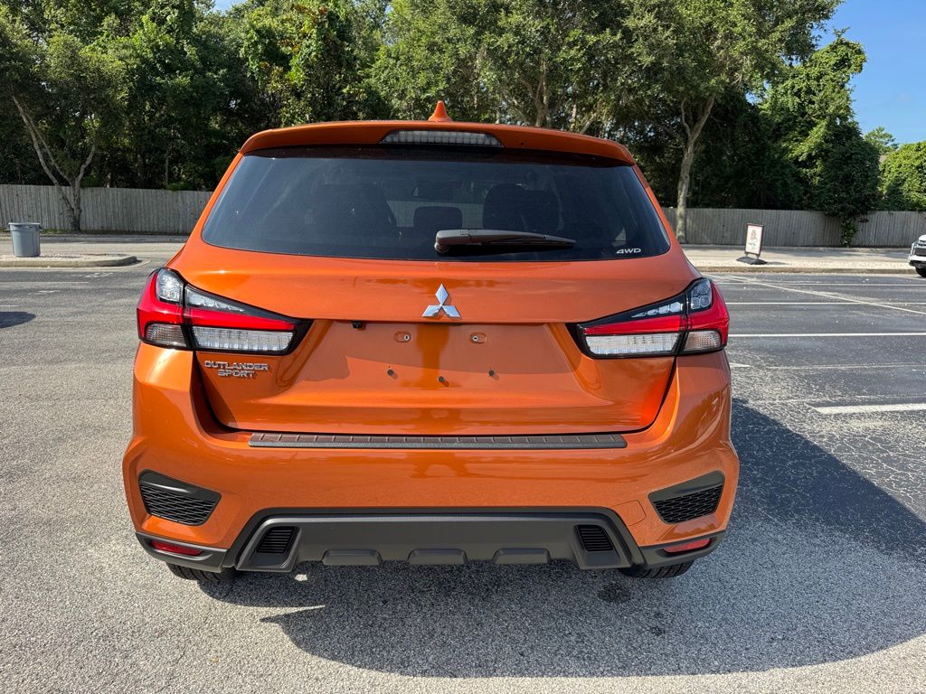2025 Mitsubishi Outlander Sport ES photo 4