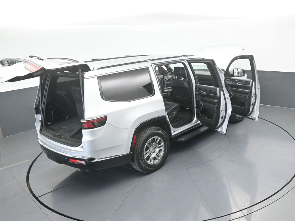 Used 2022 Silver Zynith Jeep Series I image 77