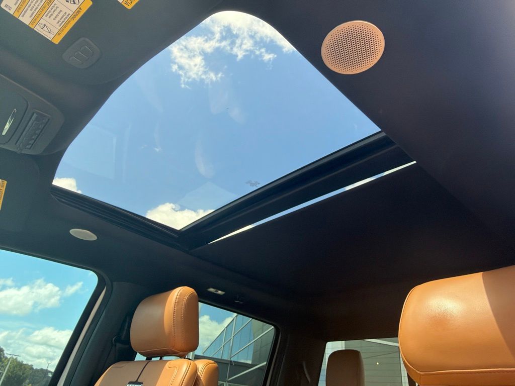 2024 Ford F-350 Super Duty Platinum