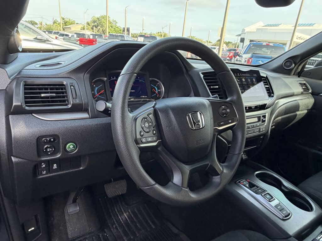 used 2022 Honda Pilot car, priced at $20,394