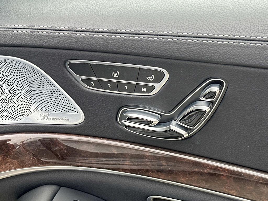 Thumbnail: 2020 Mercedes-Benz S-Class - 20