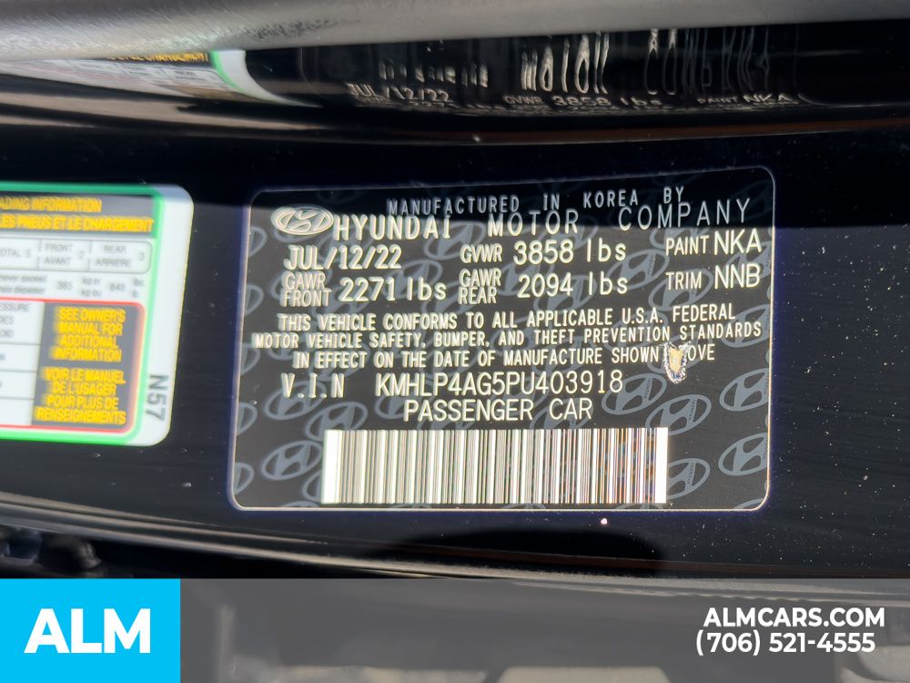 Used 2023 Black Hyundai Limited image 18