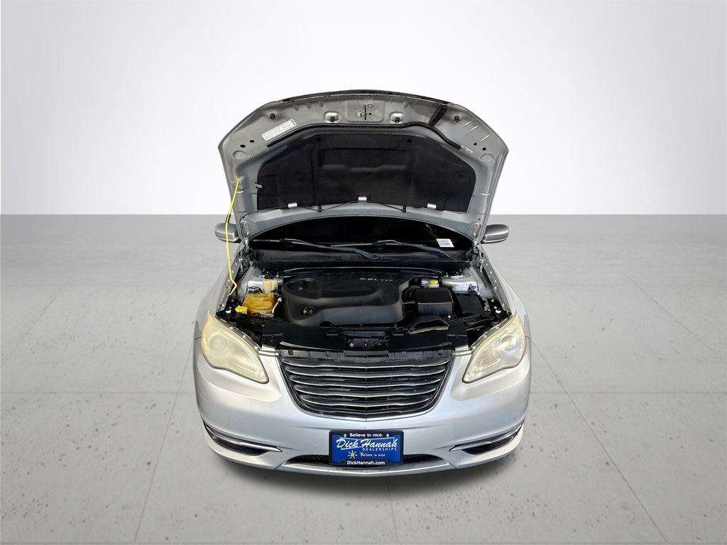 2011 Chrysler 200 Touring