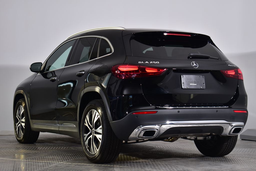 Thumbnail: 2025 Mercedes-Benz GLA - 3
