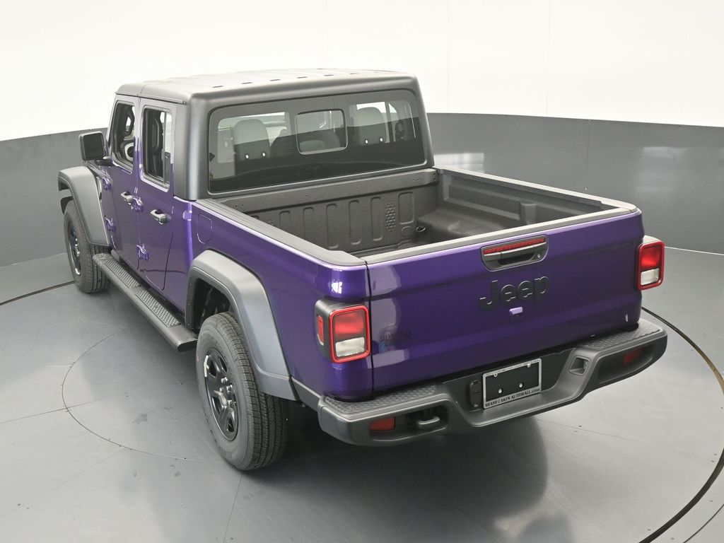 New 2026 Reign Jeep Sport image 40