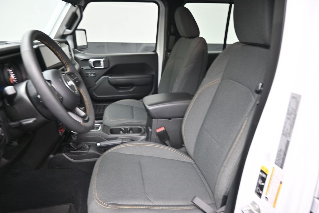 Used 2024 Jeep Gladiator Truck