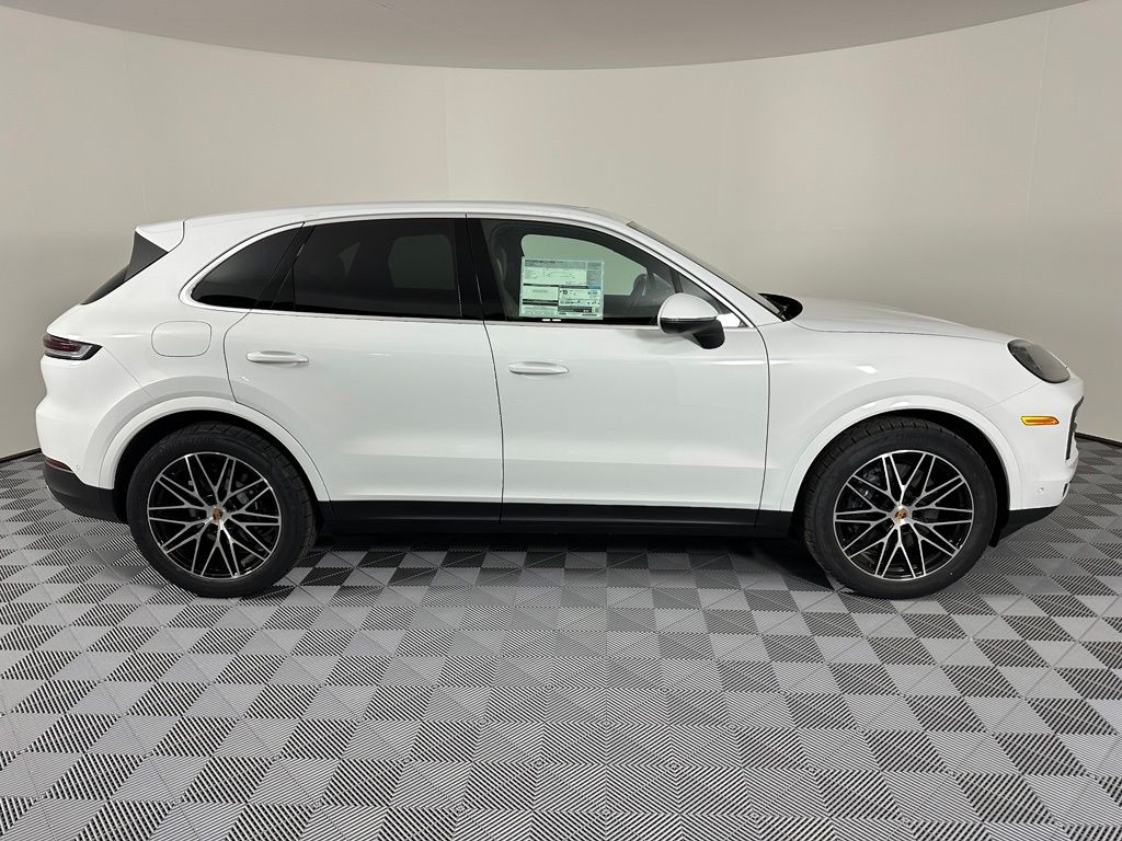 Thumbnail: 2026 Porsche Cayenne - 11