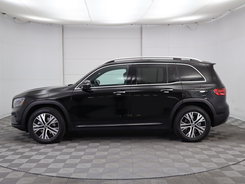 Thumbnail: 2025 Mercedes-Benz GLB - 8