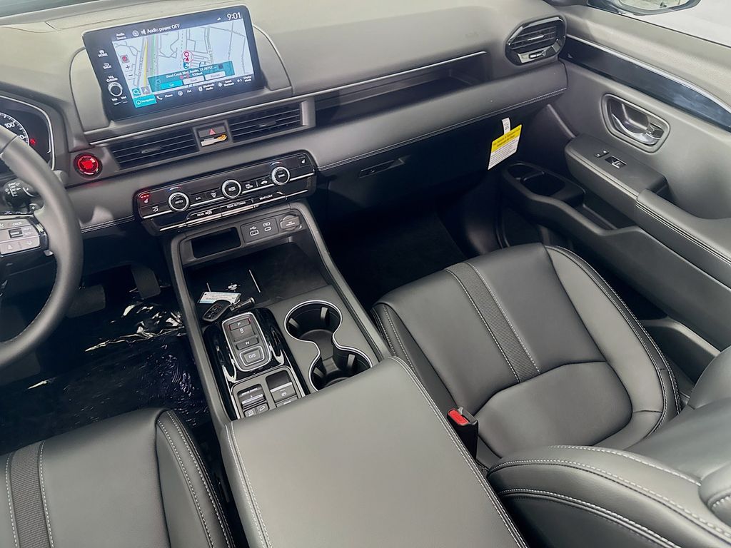 New Car 2025 Honda Pilot  Touring For Sale Under $50,000 In Austin, Texas