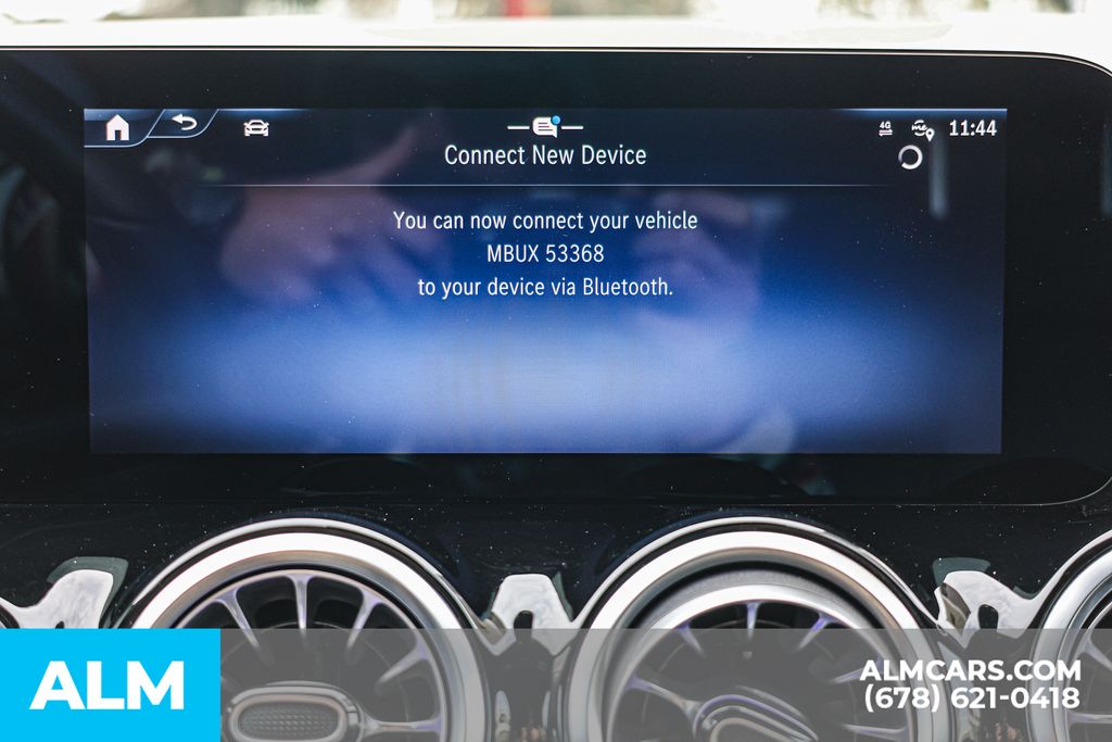 Used 2025 Black Mercedes-Benz GLA 250 image 39