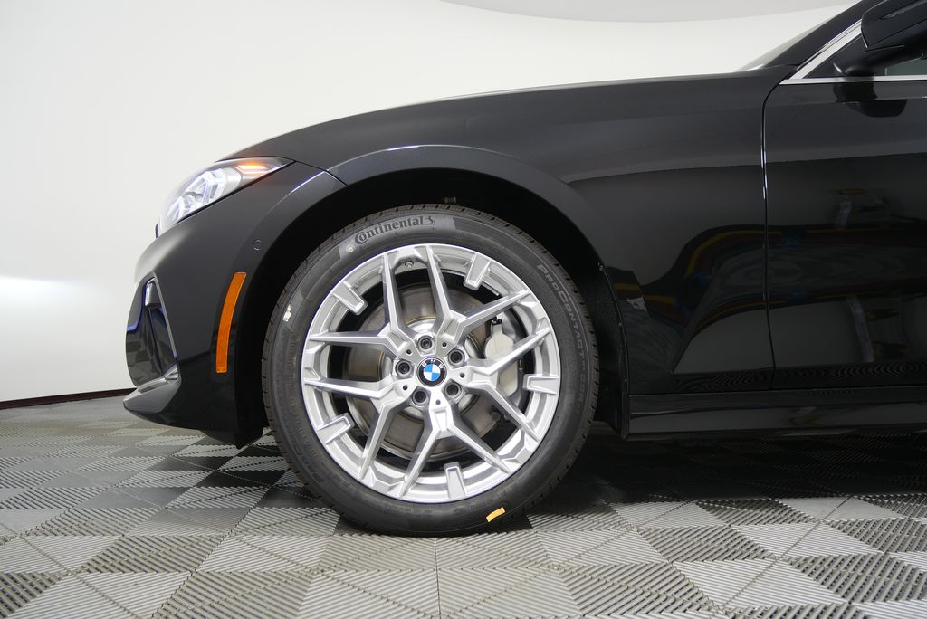 Thumbnail: 2026 BMW 3 Series - 7