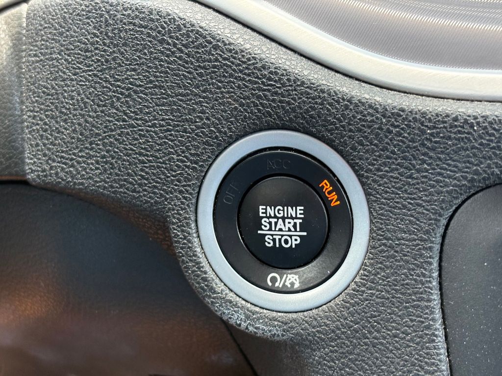 Used Car 2022 Dodge Charger  Sxt For Sale Under $25,000 In San Marcos, Texas