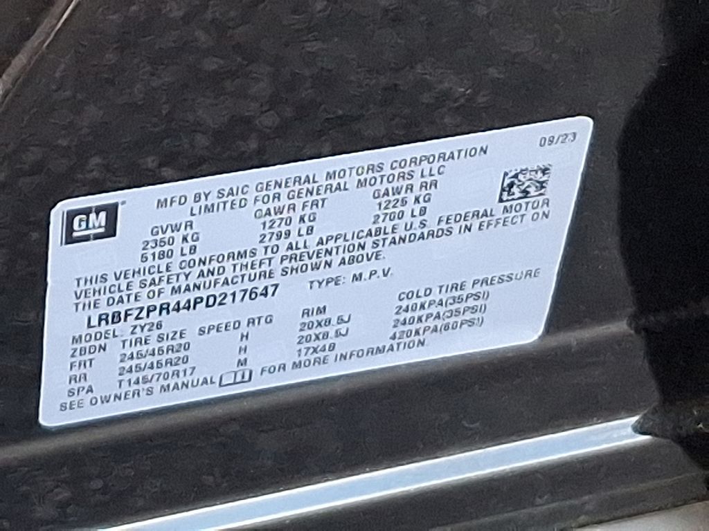 2023 Buick Envision Essence 28