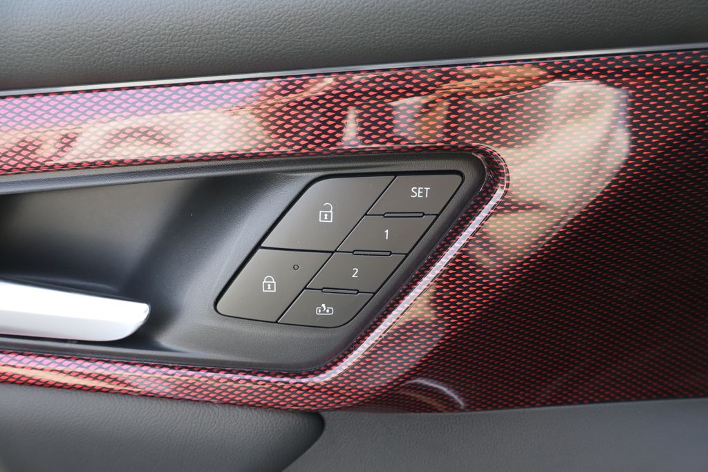 Thumbnail: 2026 Chevrolet Traverse - 19
