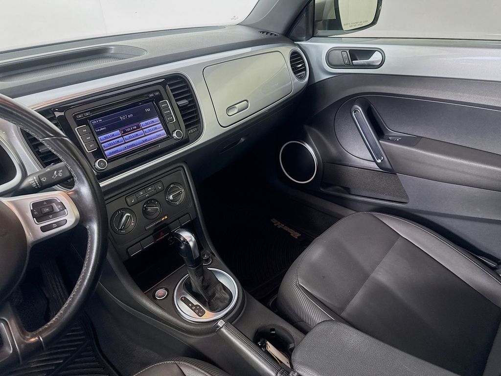 Used Car 2013 Volkswagen Beetle  2.5l For Sale Under $12,000 In Austin, Texas