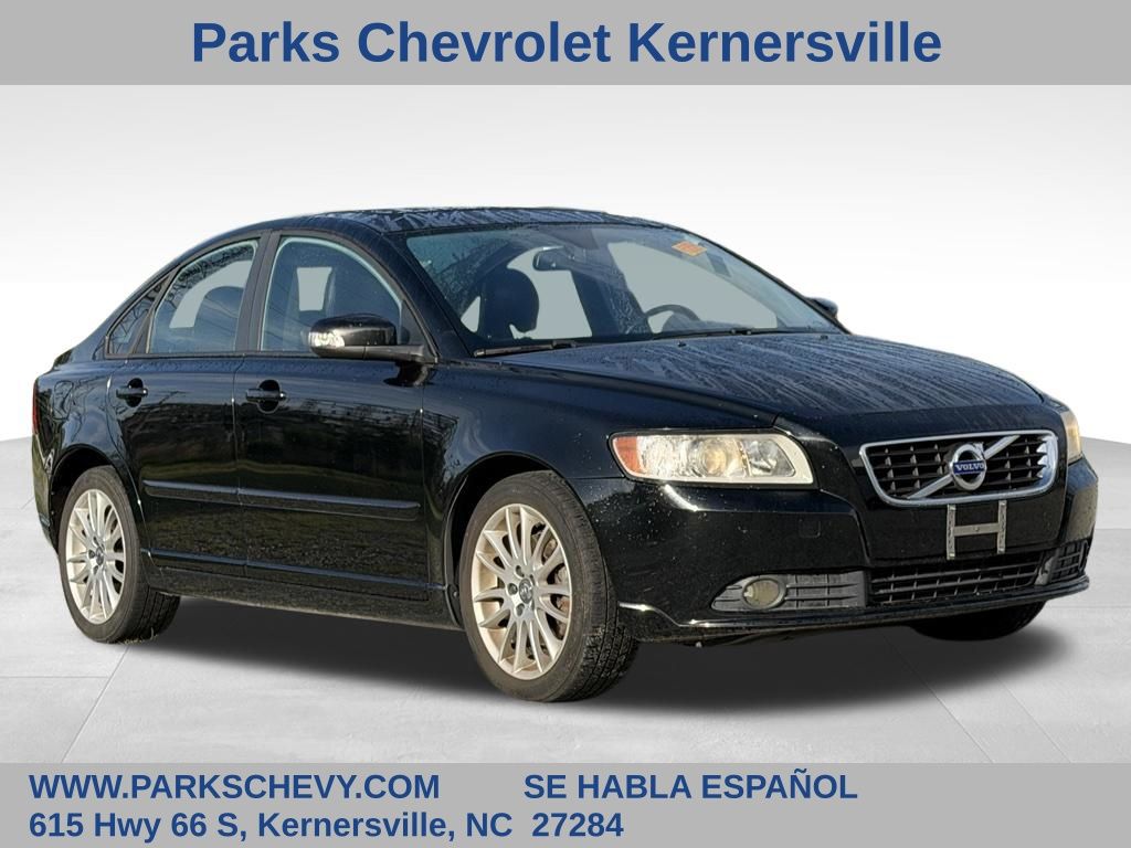 Black Stone 2011 Volvo S40 Sedan Front-Wheel Drive 5-Speed Automatic