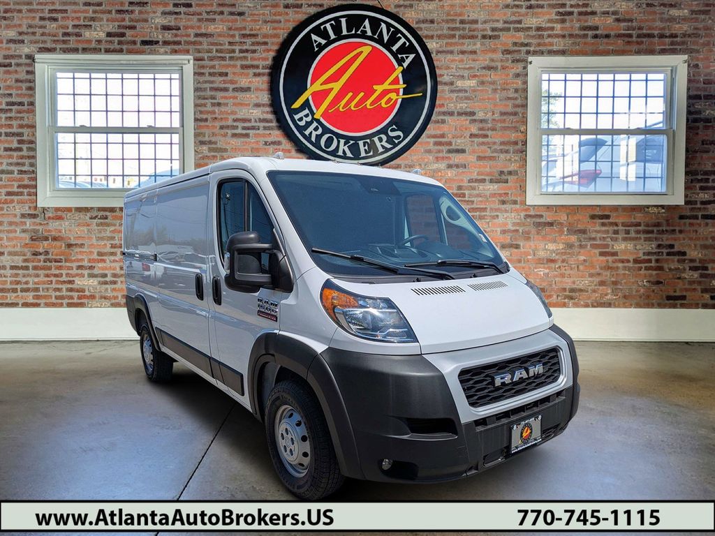 Bright White Clearcoat 2022 RAM ProMaster 1500 136 Low Roof Cargo Van FWD Van Front-Wheel Drive 9-Speed Automatic