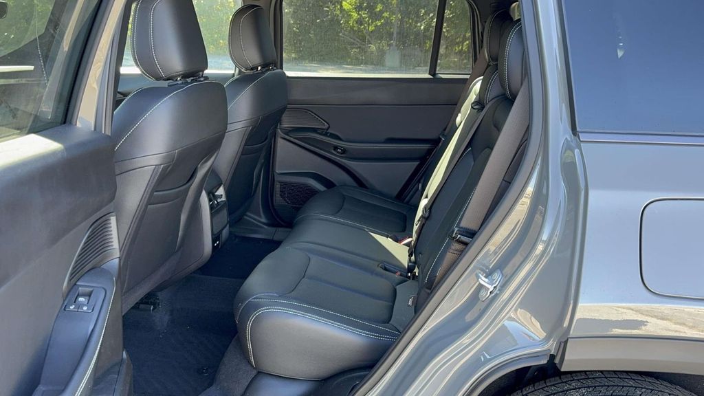 Used 2026 Jeep Cherokee SUV