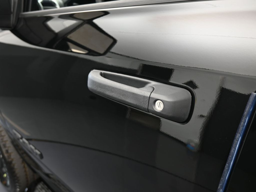 New 2026 Diamond Black Crystal Pearlcoat Ram Big Horn image 31