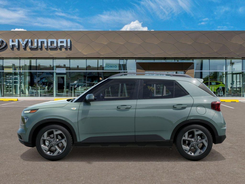 2025 Hyundai Venue SEL 3