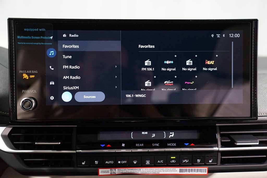 Thumbnail: 2026 Toyota Sienna - 18