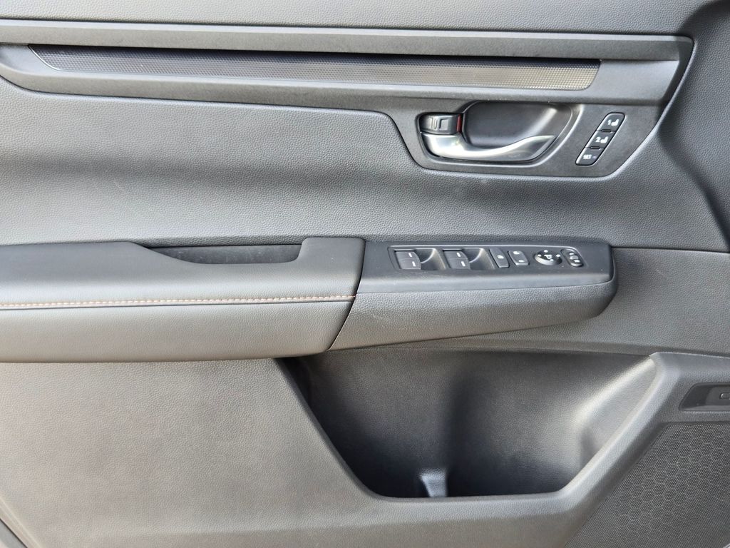 Used 2025 Honda CR-V Hybrid SUV