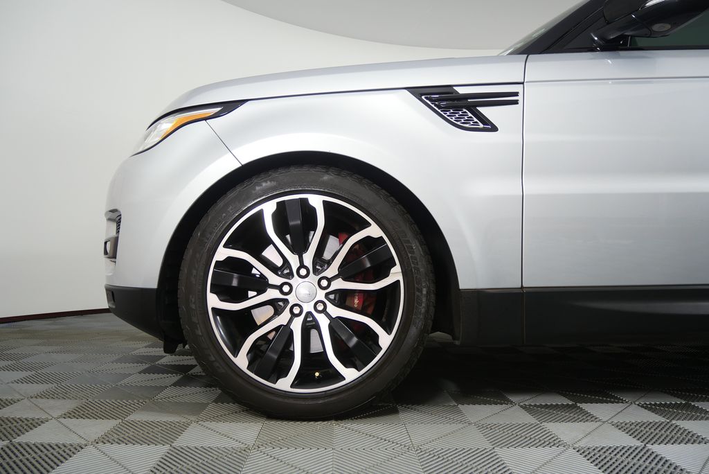 Thumbnail: 2016 Land Rover Range Rover Sport - 7